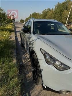ئينفنتي QX70